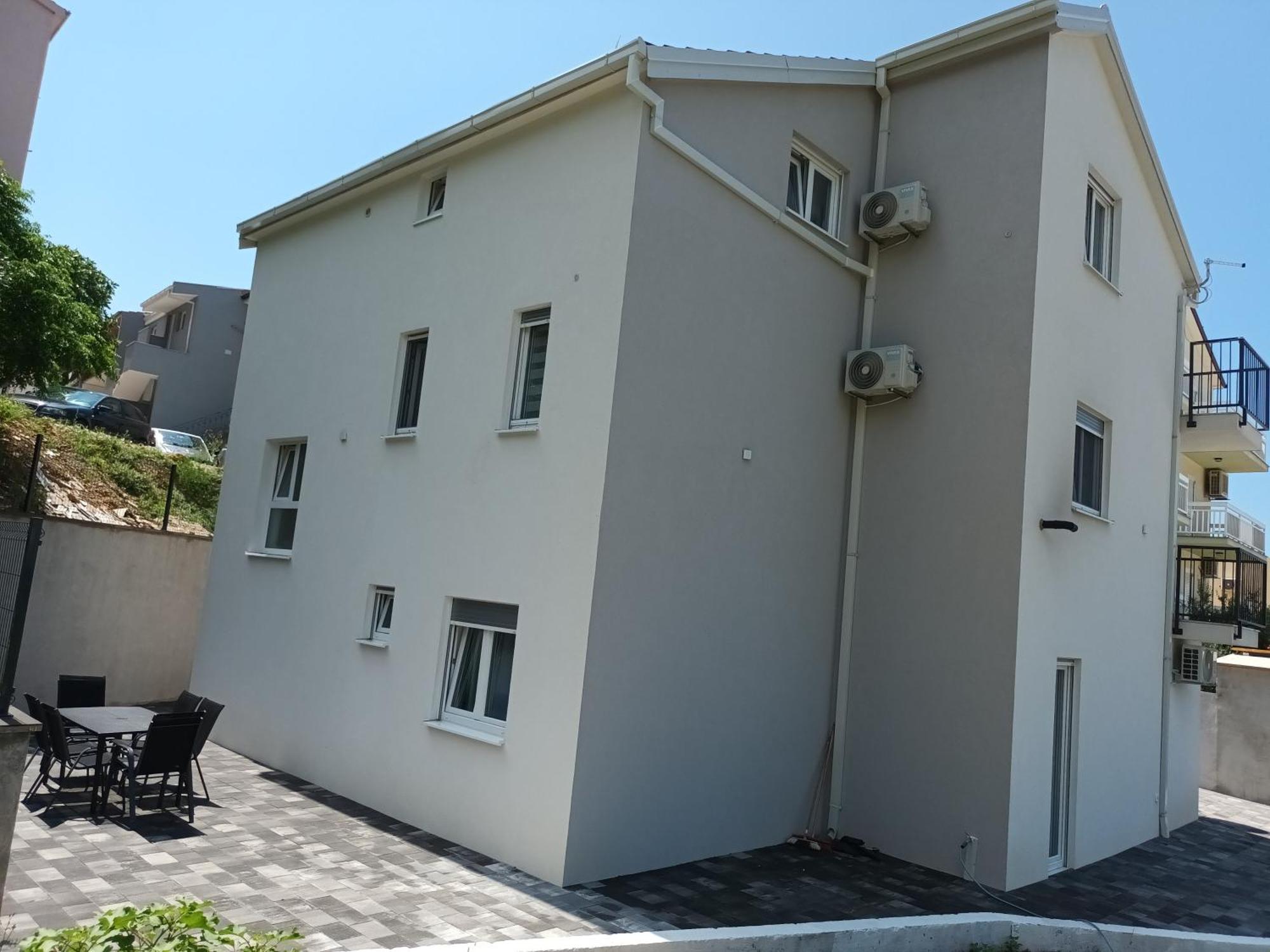 Apartmani Tolj Макарська Екстер'єр фото