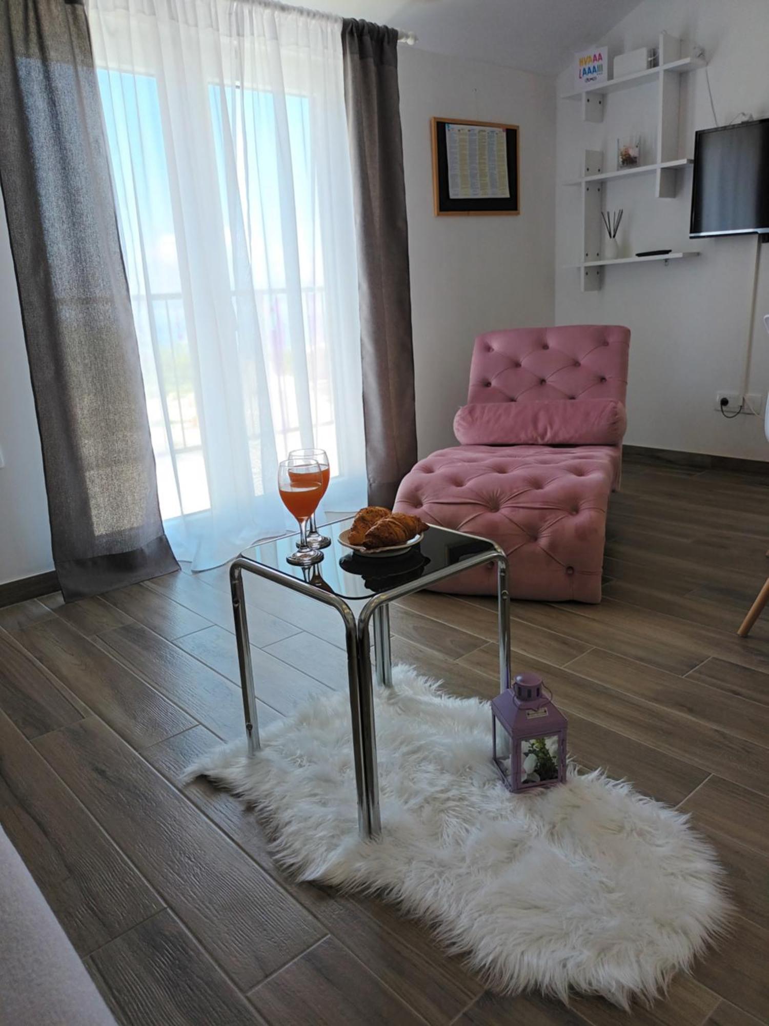 Apartmani Tolj Макарська Екстер'єр фото