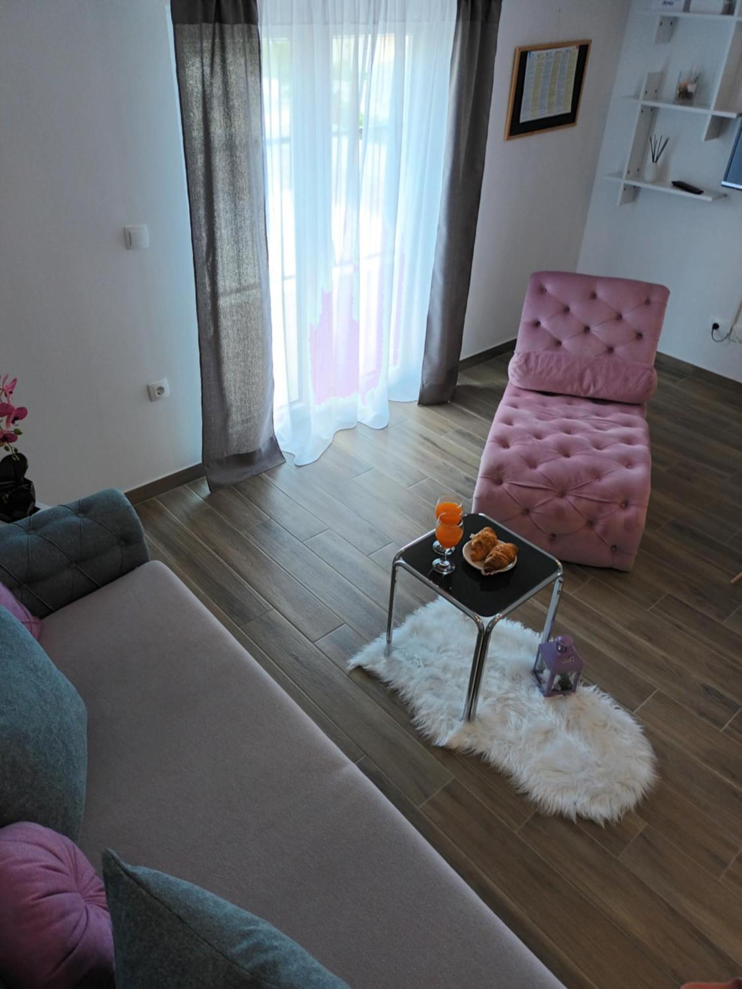 Apartmani Tolj Макарська Екстер'єр фото